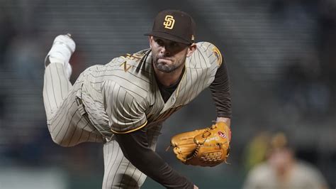 Nick Martinez is named NL Pitcher of the Month .